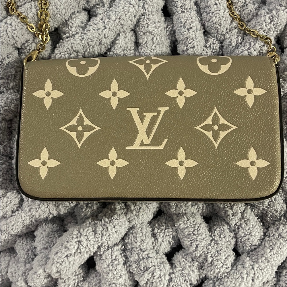 Louis Vuitton Pochette Félicie - Picture 4 of 5